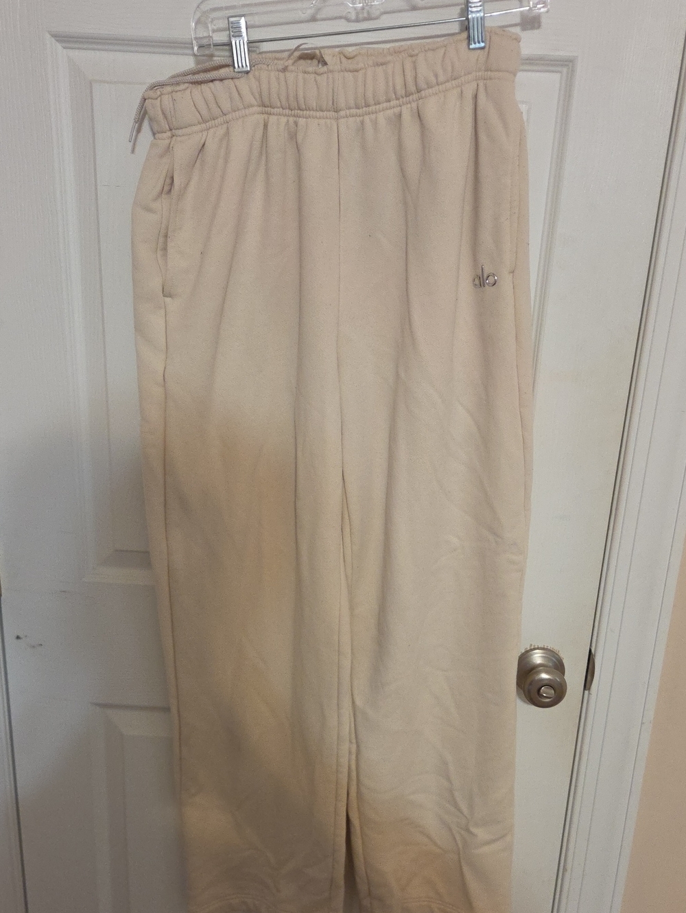 ALO Yoga Womans Sandstone Jogger Sweatpants MED
